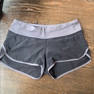 Lululemon Athletica Speed Up Short 2.5 / size 4